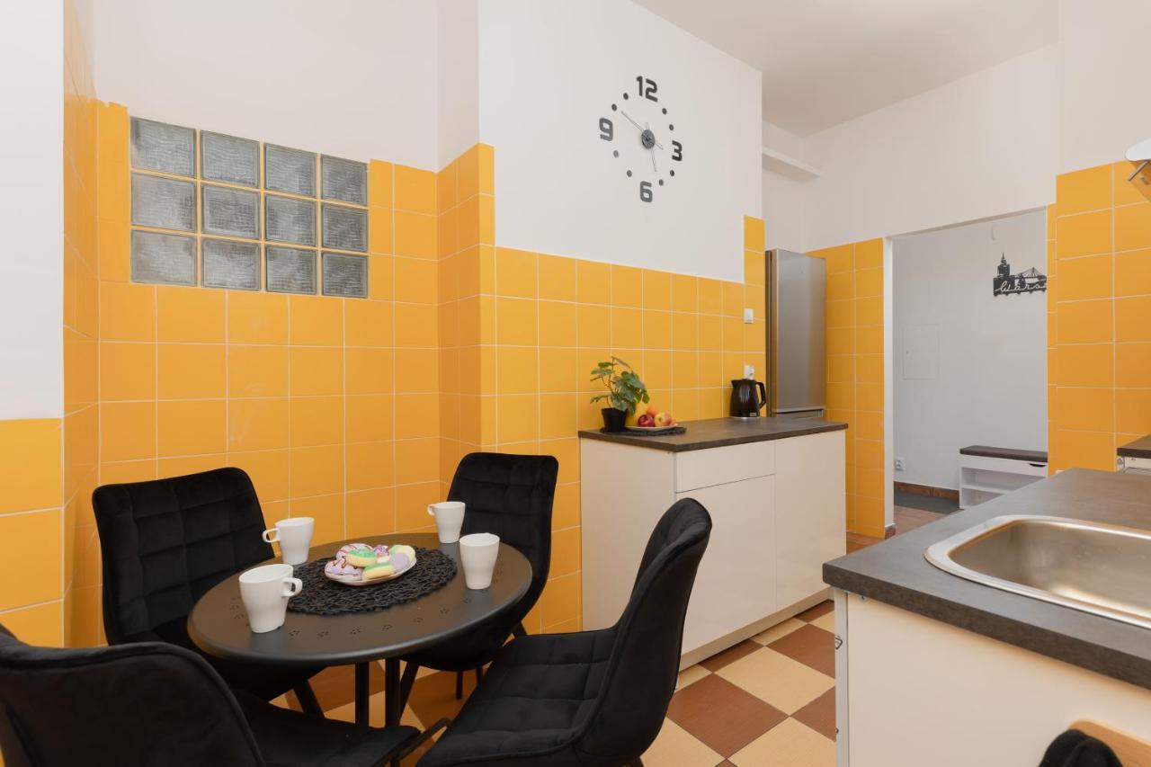 Metro Plac Wilsona Apartments Mickiewicza By Noclegi Renters Varsóvia Exterior foto