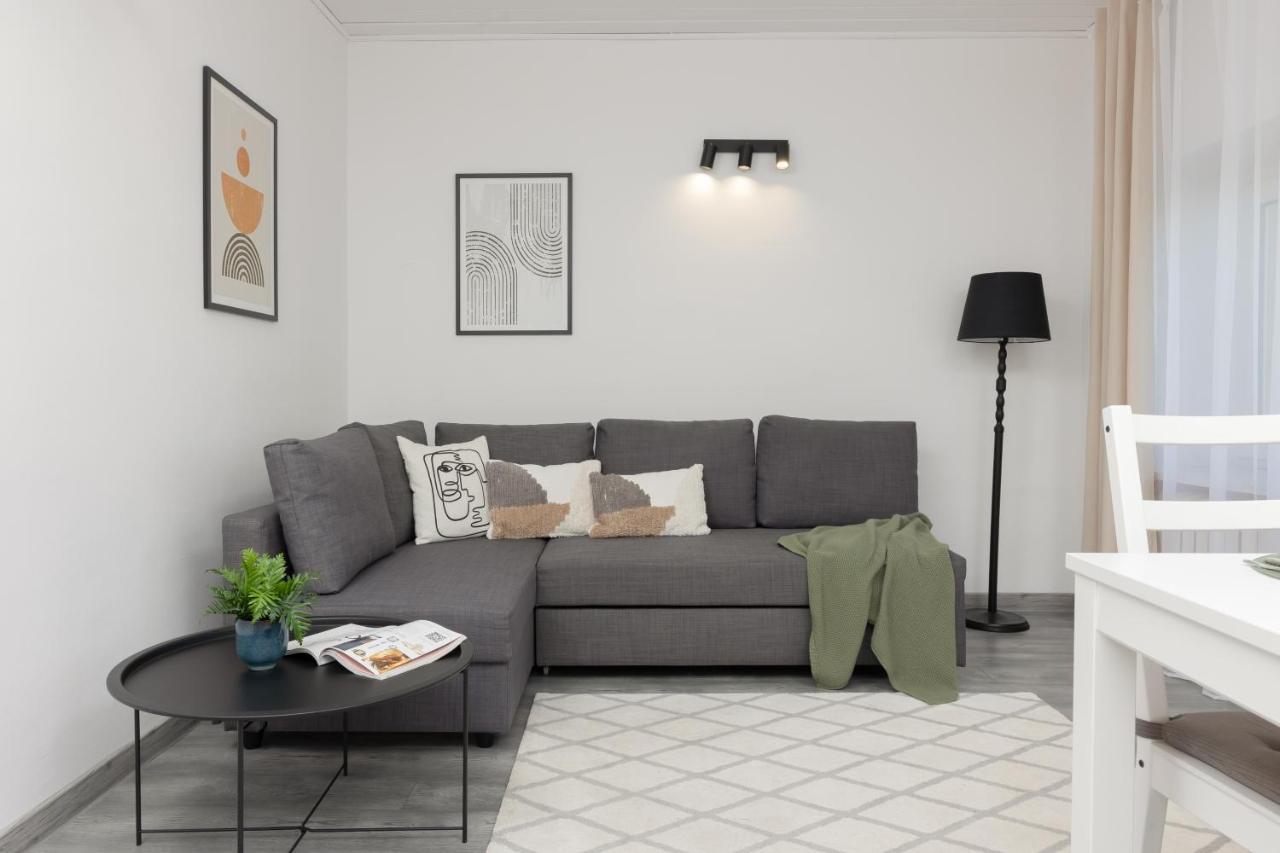 Metro Plac Wilsona Apartments Mickiewicza By Noclegi Renters Varsóvia Exterior foto
