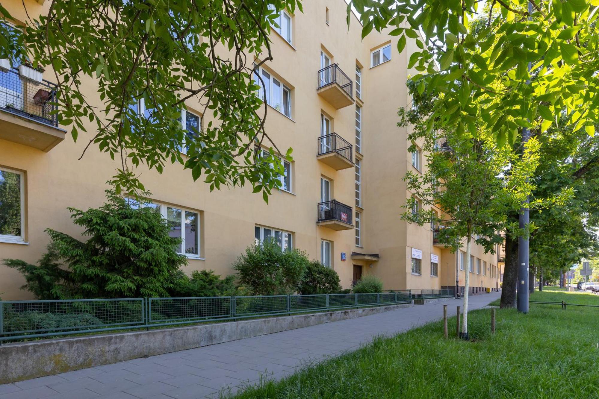Metro Plac Wilsona Apartments Mickiewicza By Noclegi Renters Varsóvia Exterior foto
